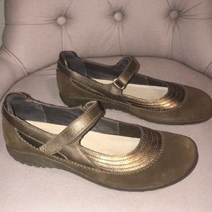 🆕 NAOT Footwear Women's